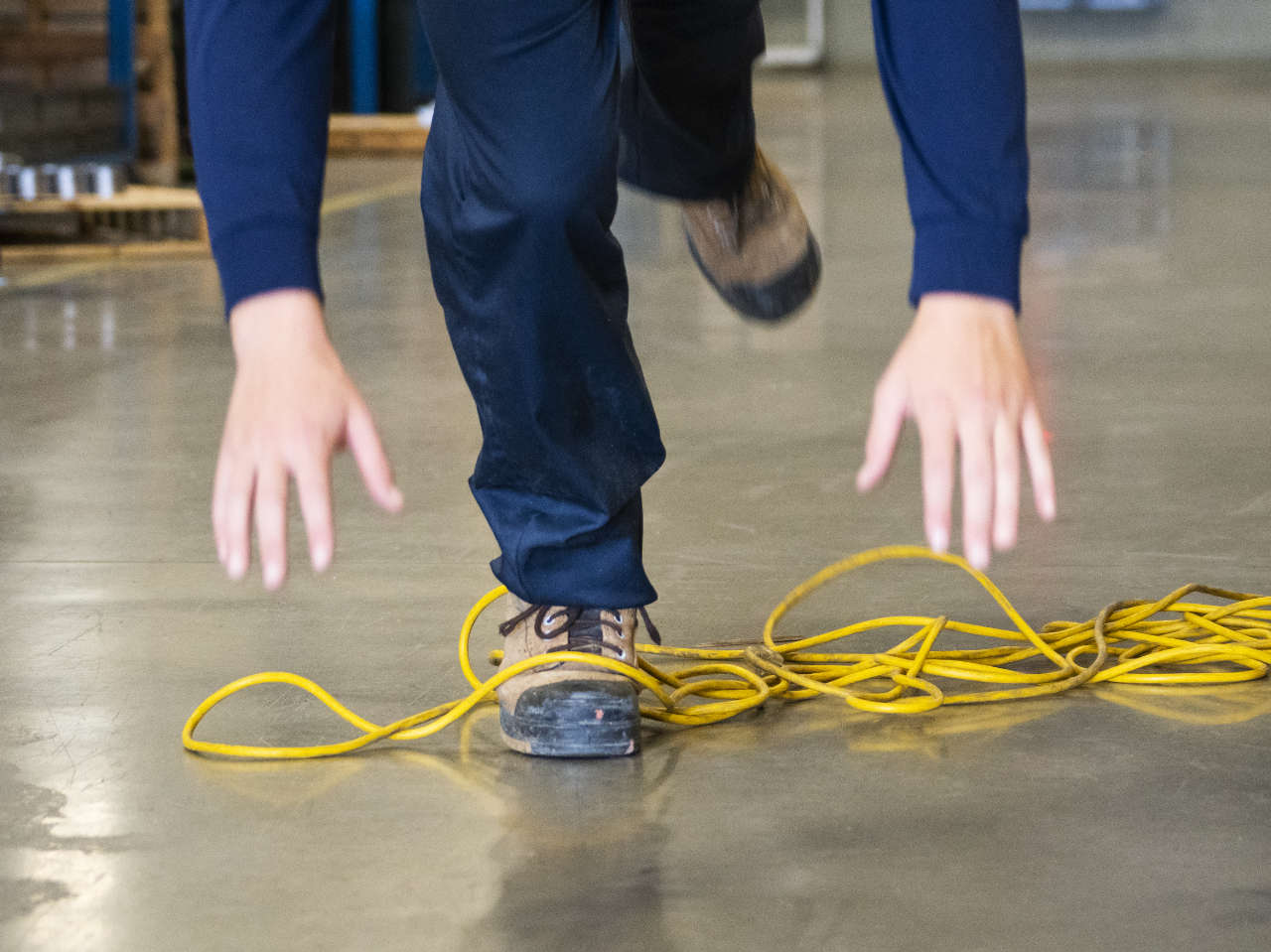 How to avoid slips, trips and falls at work - Praxis42