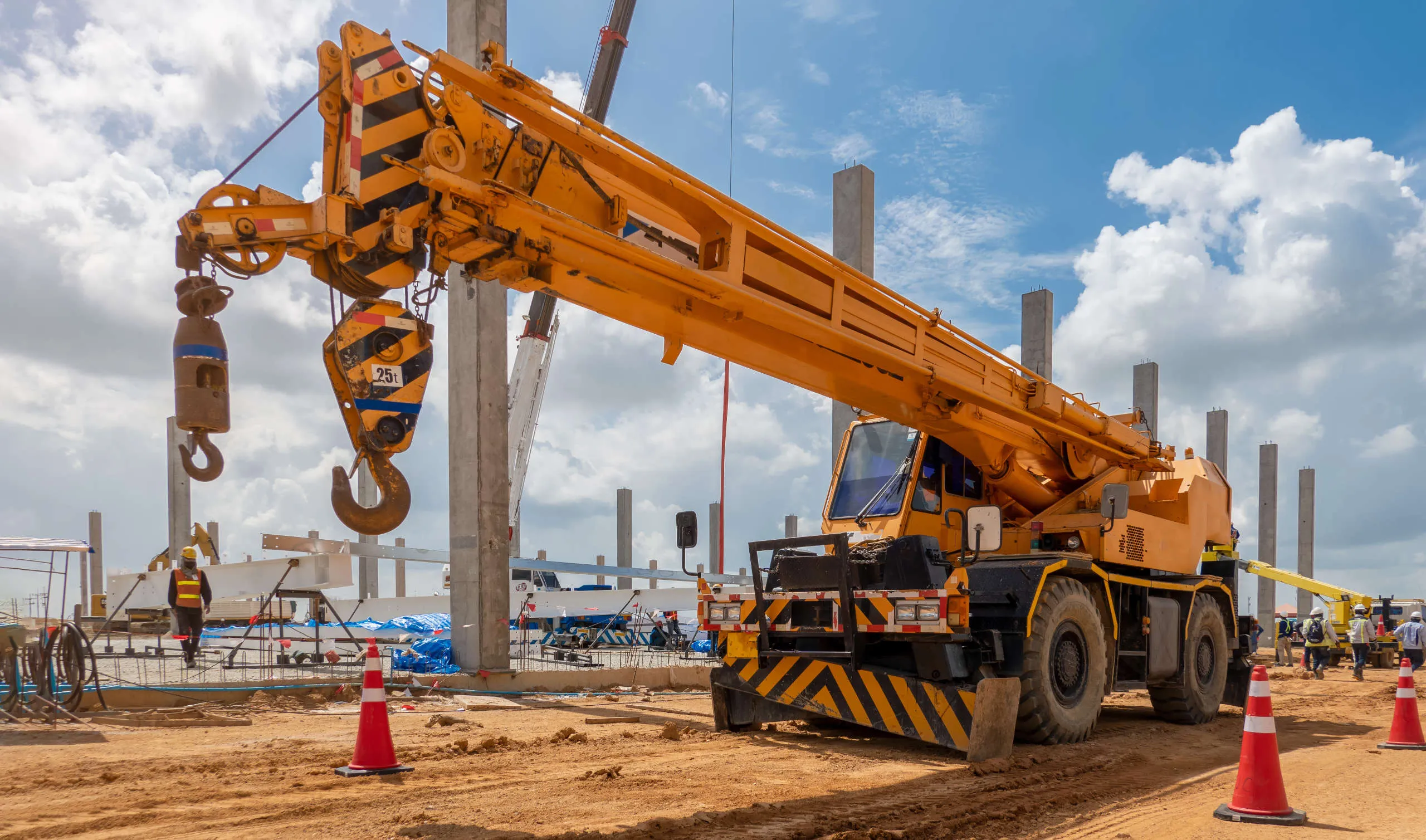 Construction sector - main image