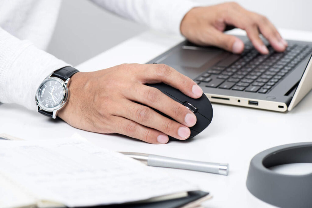 What are the Display Screen Equipment Regulations 1992?